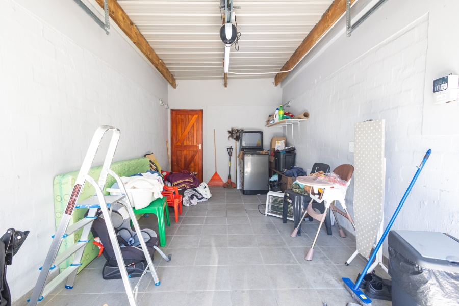 To Let 2 Bedroom Property for Rent in Stonewood Security Estate Western Cape
